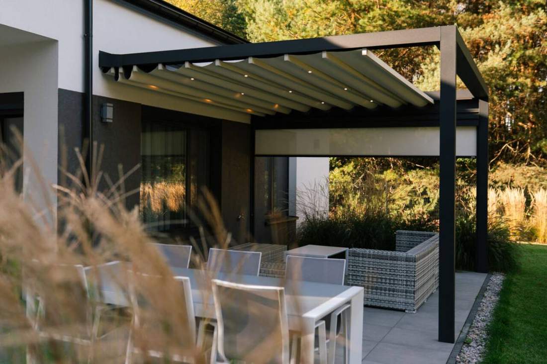 Flat Terrassenüberdachung GardenLux